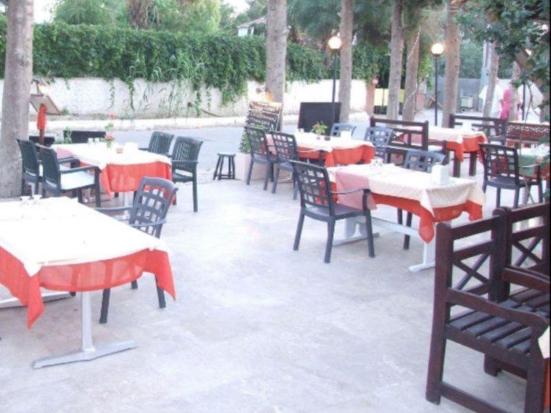 Safir Hotel Bitez Extérieur photo